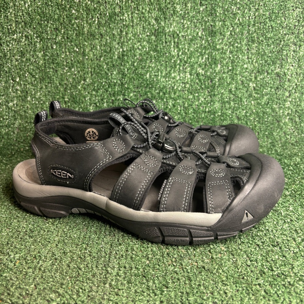 KEEN Newport H2 Waterproof Hiking Gorpcore Athletic Sport Sandal Black Mens 12
